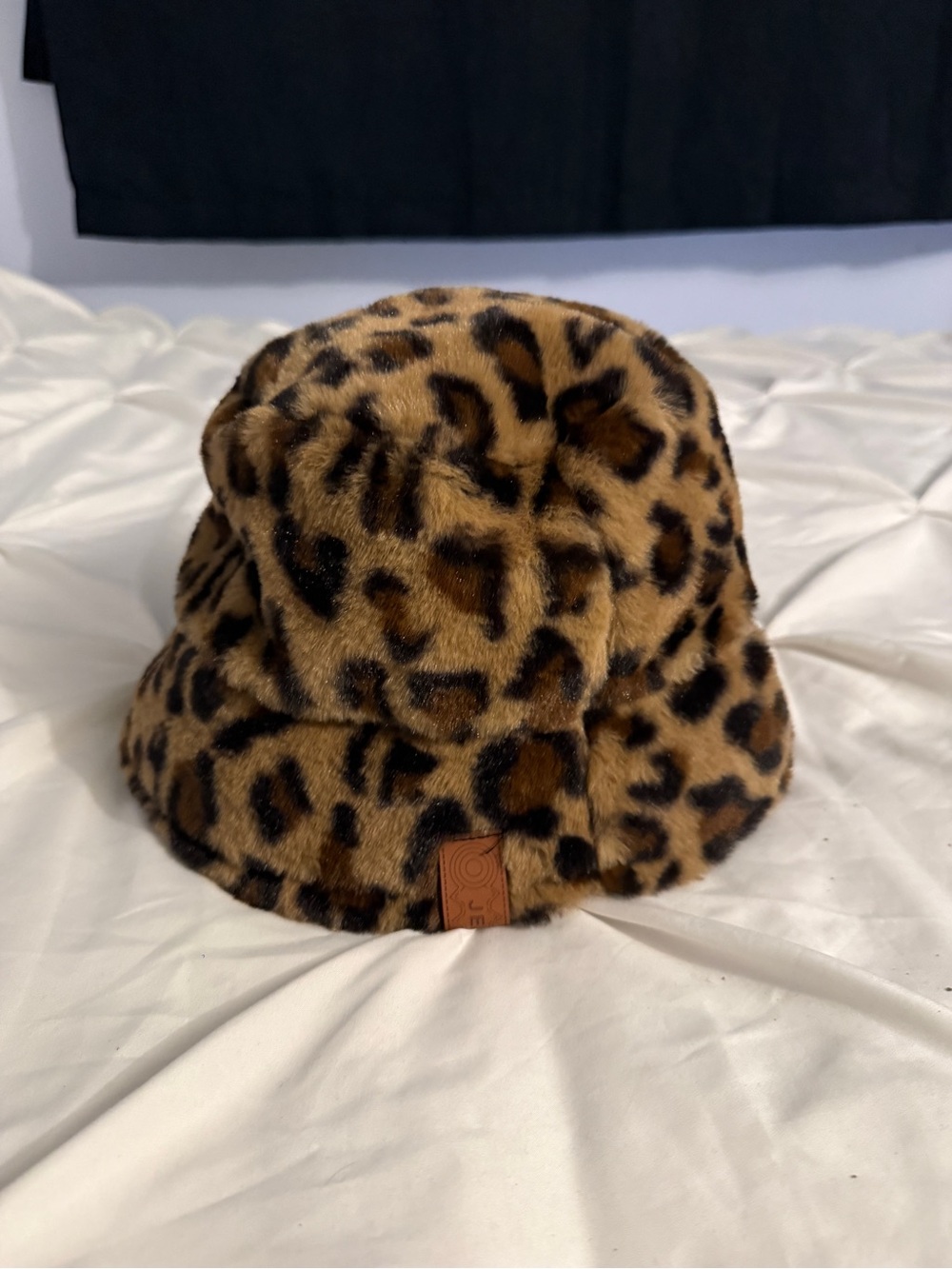 Cheetah Animal Print Leopard Faux Fur Bucket Hat - Brown Black - Picture 2 of 4